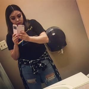 Meet your Posher, Corrisa